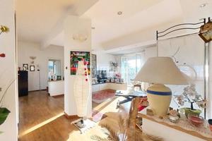 ARENZANO - CINQUE LOCALI CON MANSARDA E BOX AUTO