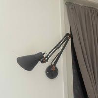 lampada da scrivania a parete