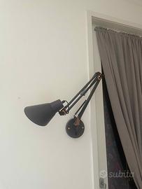 lampada da scrivania a parete