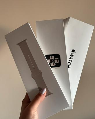 Apple Watch SE 40mm Starlight + Powerbank + cintur