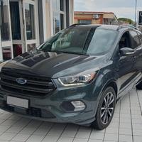 Ford Kuga 2.0 TDCI 150 CV S&S 4WD Powershift ST-Li