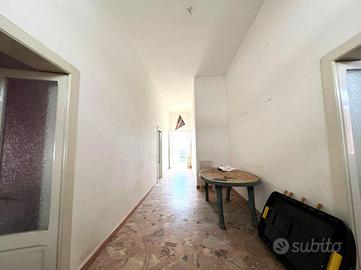 CASA INDIPENDENTE A MESAGNE