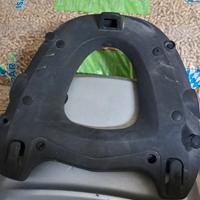 piastra e bauletto Givi 52 litri