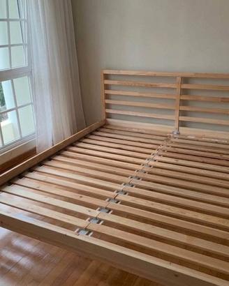 Letto matrimoniale abete IKEA  + 2 comodini bambù
