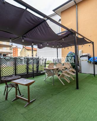 TRILOCALE AL PIANO TERRA CON BOX E GIARDINO DI PRO