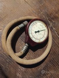 misuratore pressione Michelin vintage 