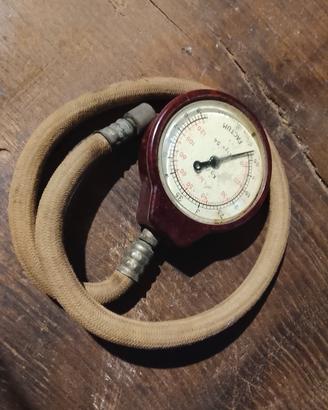 misuratore pressione Michelin vintage 