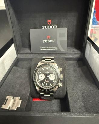 Black bay chrono
