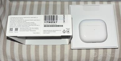 Apple AirPods 3 case