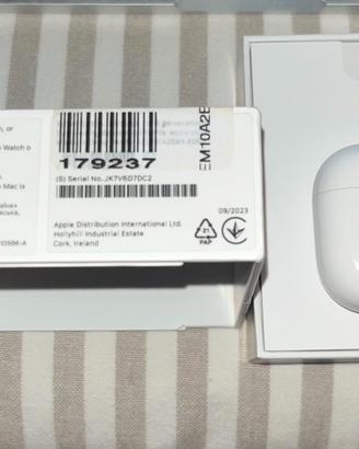 Apple AirPods 3 case