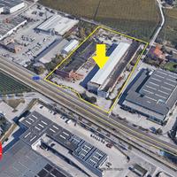 Terreno commerciale industriale