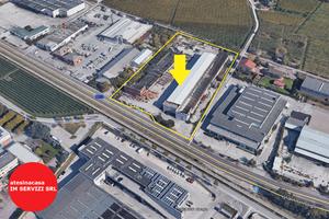 Terreno commerciale industriale