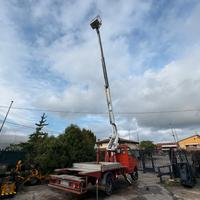 M144 - IVECO DAILY CON PIATTAFORMA CESTA AEREA