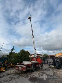 M144 - IVECO DAILY CON PIATTAFORMA CESTA AEREA