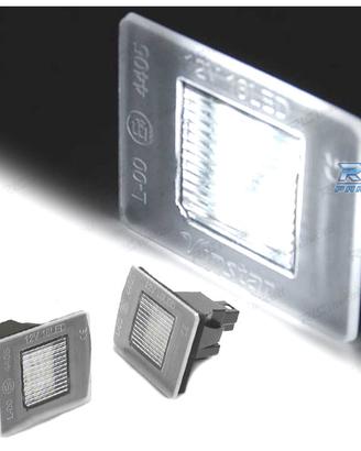 LUCI TARGA A LED PER MERCEDES CLASSE A W176 12-16 