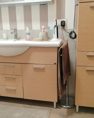 Mobile bagno e colonna