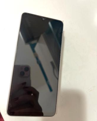 Samsung galaxy A33 + galaxy buds 3 + galaxy watch5