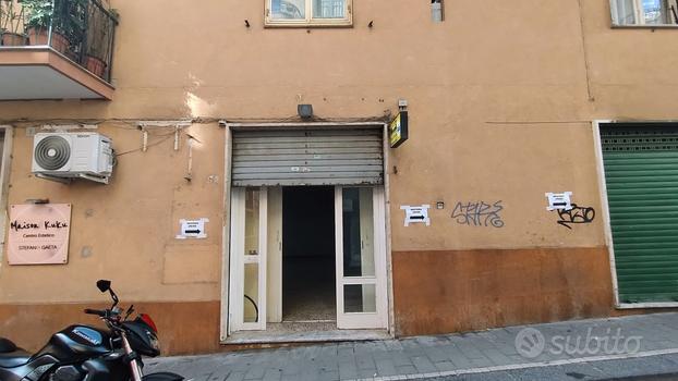 Ad. Via del Carmine - locale di 54 mq