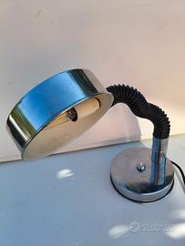 Lampada da tavolo anni 70 stile  targhetti 

