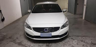 volvo v60 d3  2018