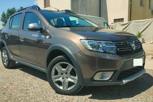 DACIA Sandero Stepway 0.9 TCe Turbo GPL 90 CV S&