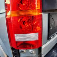 LAND ROVER DISCOVERY 2009 - STOP POSTERIORE SINIST