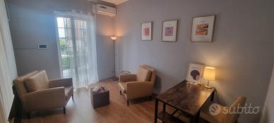 Stanza arredata Psicologo/psicoterapeuta