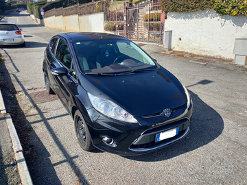Ford Fiesta 1.6 Titanium 2010 (vend a malincuore)