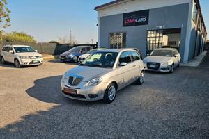 Lancia Ypsilon 1.2 Oro Bianco