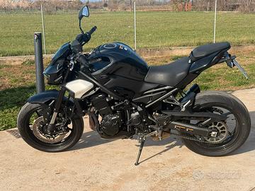 Kawasaki Z900 2025