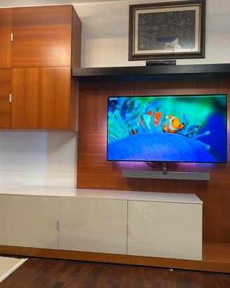 MOBILE/PARETE ATTREZZATA CON BOISERIE