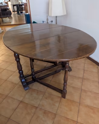 Tavolo legno ovale 
