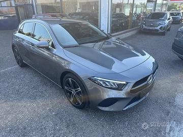Mercedes-Benz A 180 A 180 d Progressive Advanced a