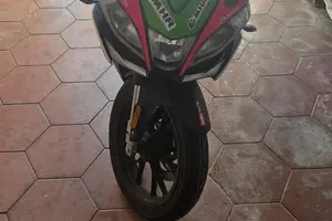 Aprilia rs 125 .
