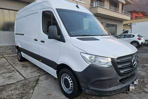 Mercedes sprinter anno 2023 CV114 