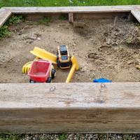 sabbiera  legno 140x120