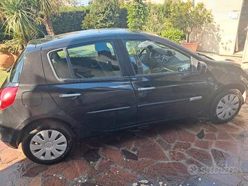  clio Renault usata 