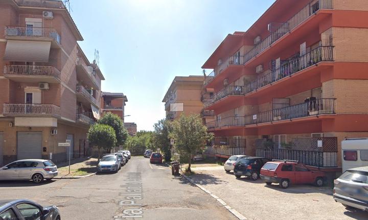 Tivoli bilocale con balcone