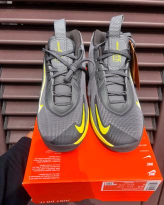 Nike GT Jump Academy tg 35.5 Bambino Bambina