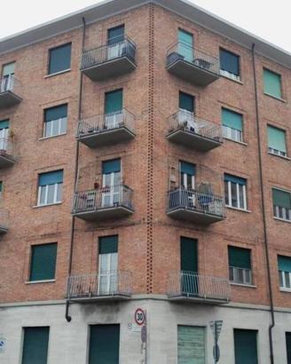 Immobile in asta di 49 m² con 2 locali a Torino