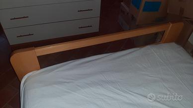 Letto artigianale in legno massello