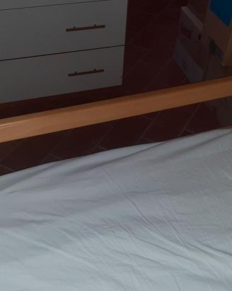 Letto artigianale in legno massello