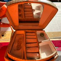 Porta gioielli in finto coccodrillo