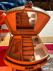 Porta gioielli in finto coccodrillo