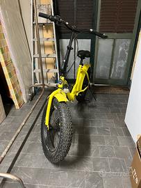 WOW BIKE  BICICLETTA