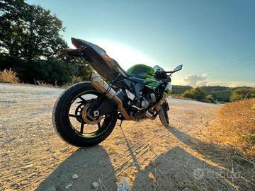 Kawasaki ninja zx6r krt 2019 636