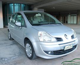 RENAULT MODUS 1.5 dCi PER NEOPATENTATI