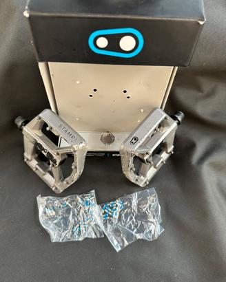 Pedali flat Crankbrothers stamp3