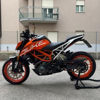 Ktm duke 390 2017