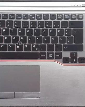 Fujitsu Celsius H760 WORKSTATION i7-6820HQ SSD 1TB